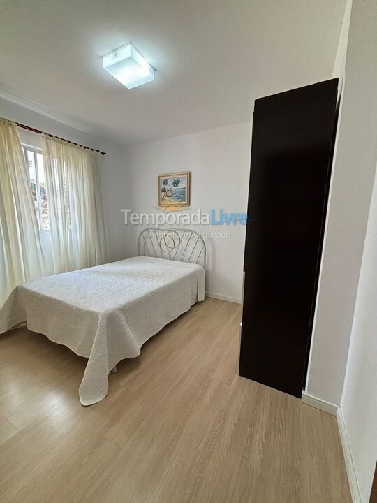 Apartamento para alquiler de vacaciones em Itapema (Meia Praia)