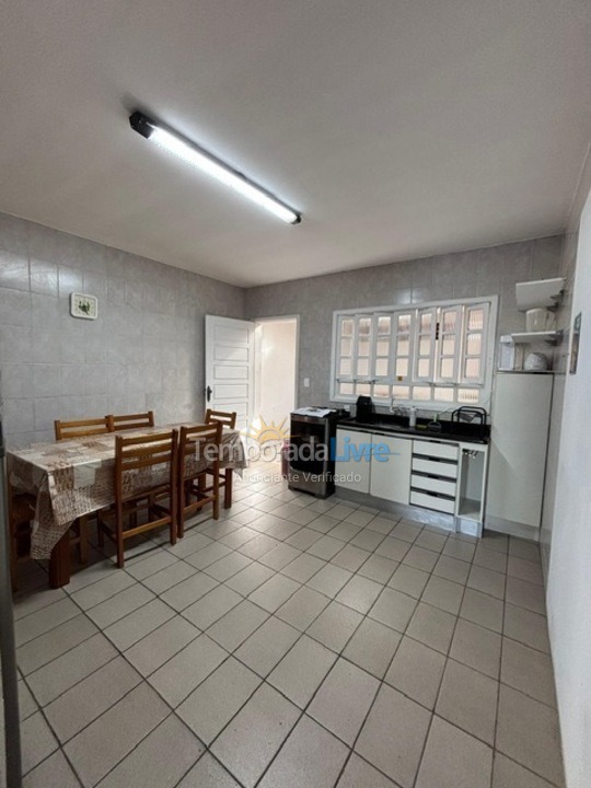 Casa para alquiler de vacaciones em São Francisco do Sul (Prainha)