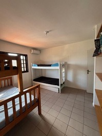 GRAN NIVEL 50M DEL MAR, AC, WIFI, BIEN AGUA