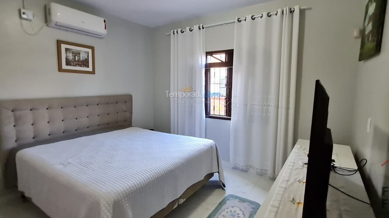 Apartment for vacation rental in São Francisco do Sul (Ubatuba)