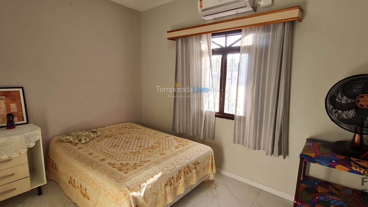 Apartment for vacation rental in São Francisco do Sul (Ubatuba)