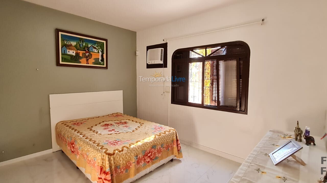 Apartment for vacation rental in São Francisco do Sul (Ubatuba)