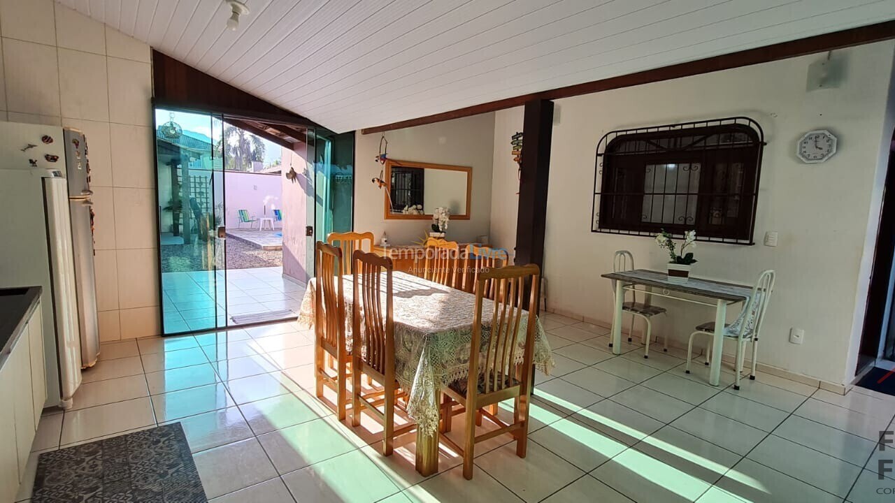 Apartment for vacation rental in São Francisco do Sul (Ubatuba)