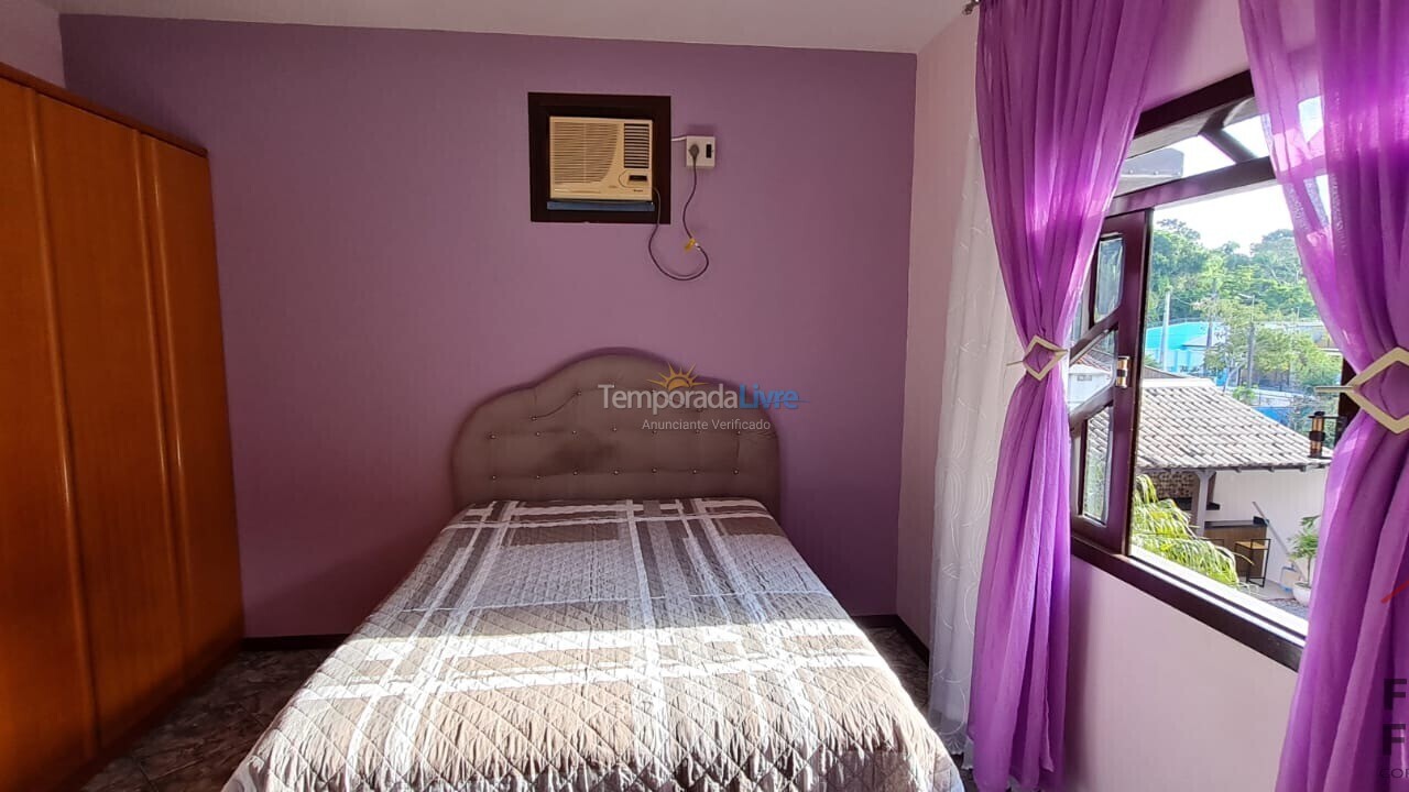 Apartment for vacation rental in São Francisco do Sul (Ubatuba)