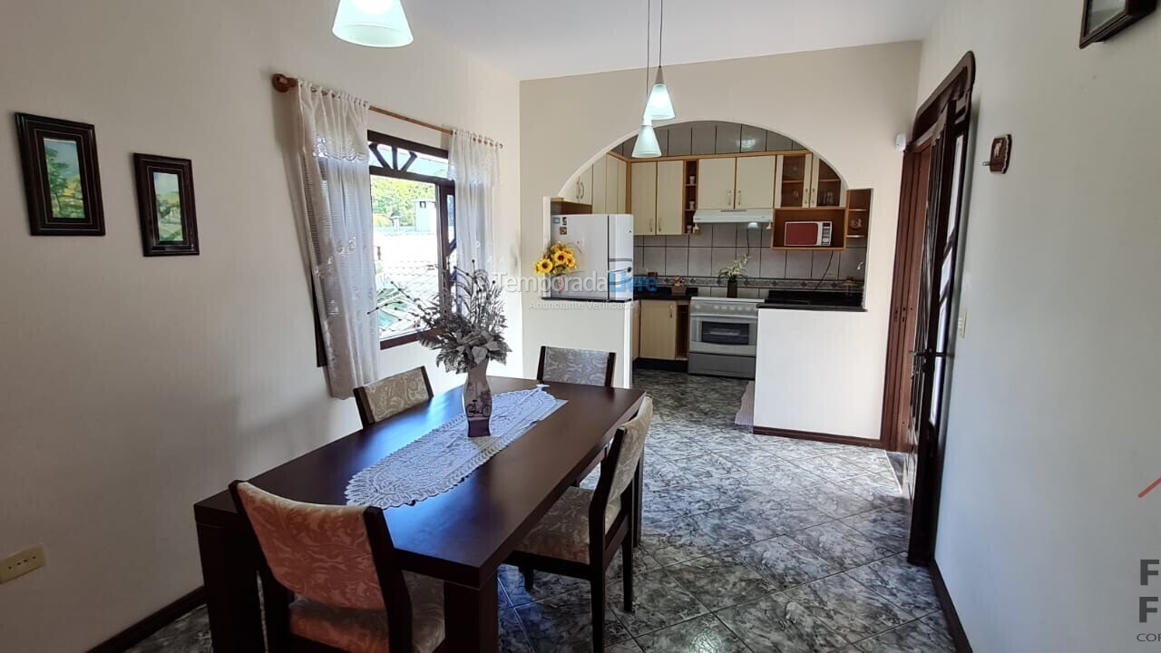 Apartment for vacation rental in São Francisco do Sul (Ubatuba)