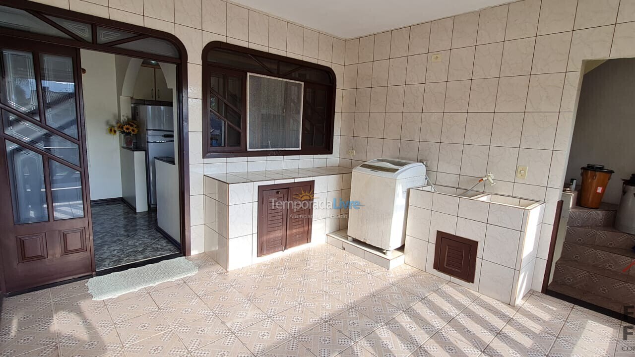 Apartment for vacation rental in São Francisco do Sul (Ubatuba)