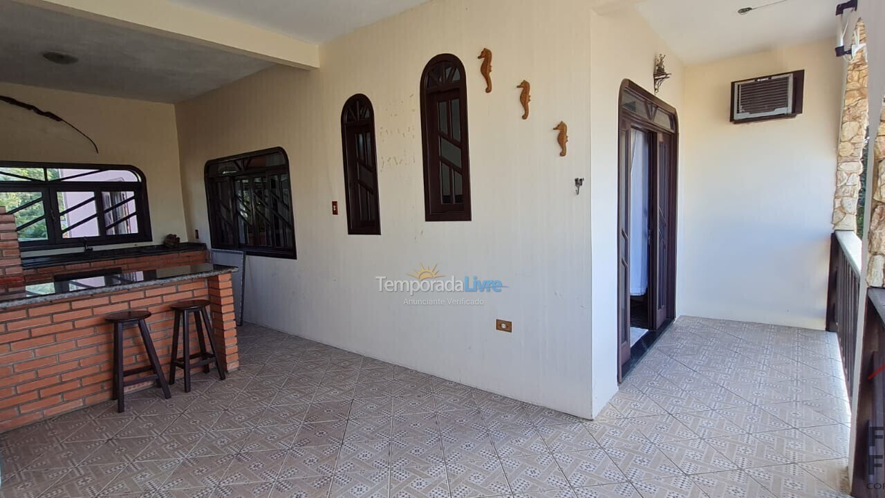Apartment for vacation rental in São Francisco do Sul (Ubatuba)