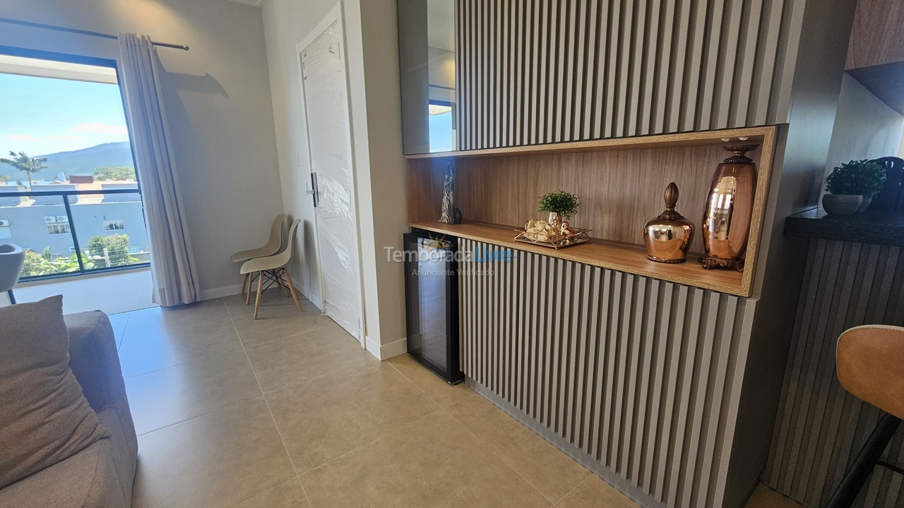 Apartamento para aluguel de temporada em Bombinhas (Praia de Quatro Ilhas)