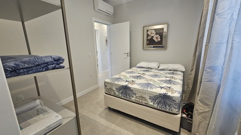 Cobertura com Vista Incrível da Praia de Zimbros