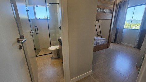 Cobertura com Vista Incrível da Praia de Zimbros