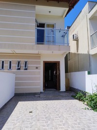 2 bedrooms – Gated community English Neighborhood