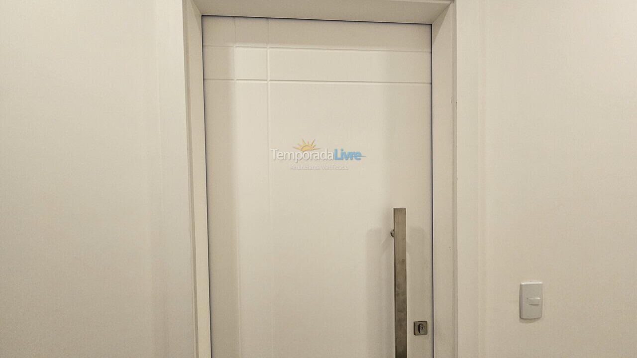 Apartment for vacation rental in Bombinhas (Canto Grande)