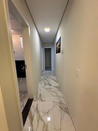 Apartamento con Vista al Mar - Playa Santinho, a 15 metros del mar.