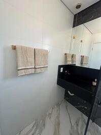 Apartamento con Vista al Mar - Playa Santinho, a 15 metros del mar.