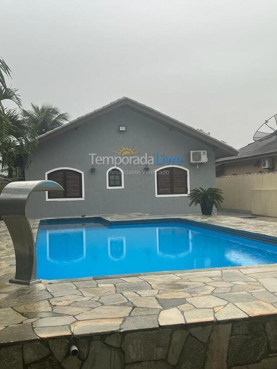 Casa para aluguel de temporada em Bertioga (Riviera de São Lourenço)