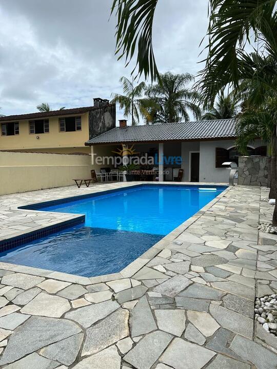 Casa para aluguel de temporada em Bertioga (Riviera de São Lourenço)