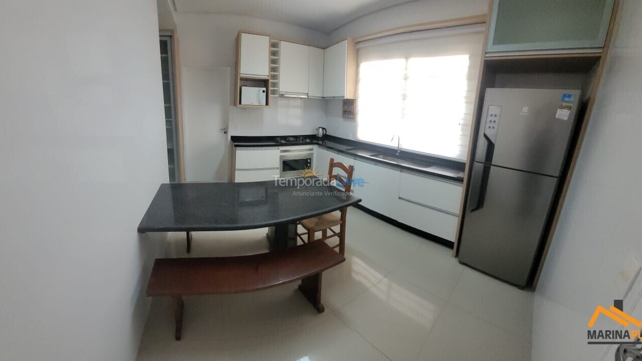 Casa para aluguel de temporada em Florianópolis (Jurere Tradicional)