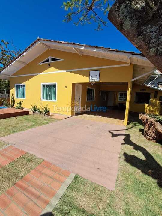 Casa para aluguel de temporada em Bombinhas (Morrinhos)