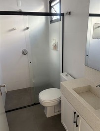 Excelente casa de 2 dormitorios ubicada en zona privilegiada.