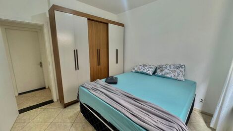 Beautiful beachfront apartment in Balneário Camboriú with 2 suites.