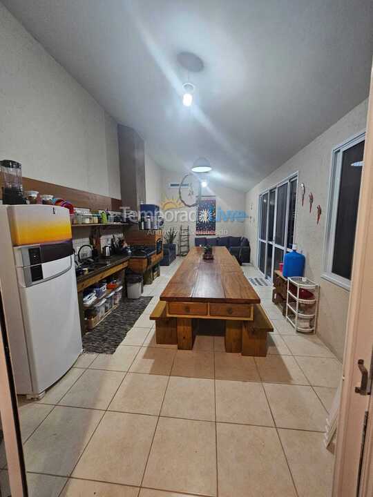 Casa para aluguel de temporada em Garopaba (Ferrugem)