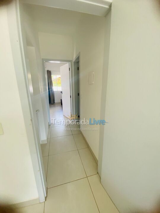 Casa para aluguel de temporada em Bombinhas (Praia de Zimbros)