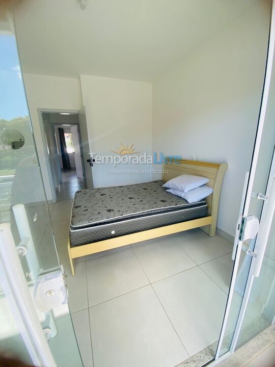 Casa para aluguel de temporada em Bombinhas (Praia de Zimbros)