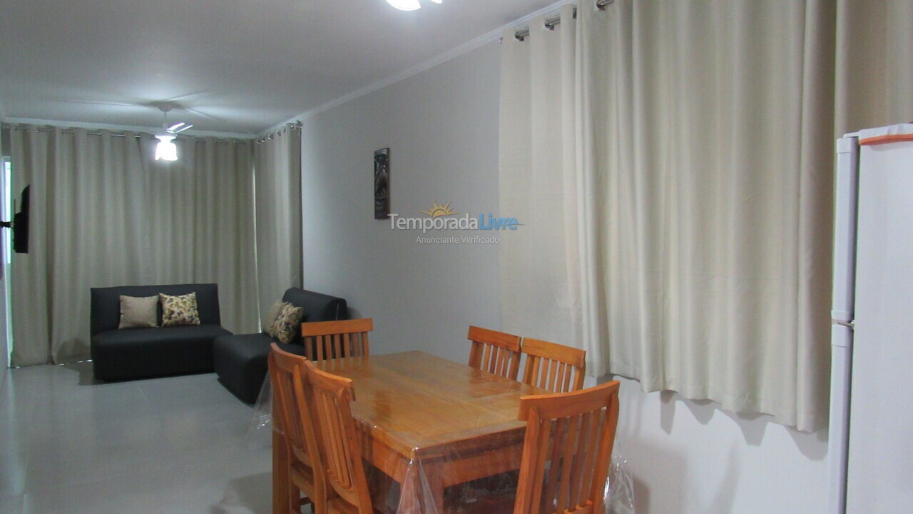 Apartamento para aluguel de temporada em Ubatuba (Praia Grande)