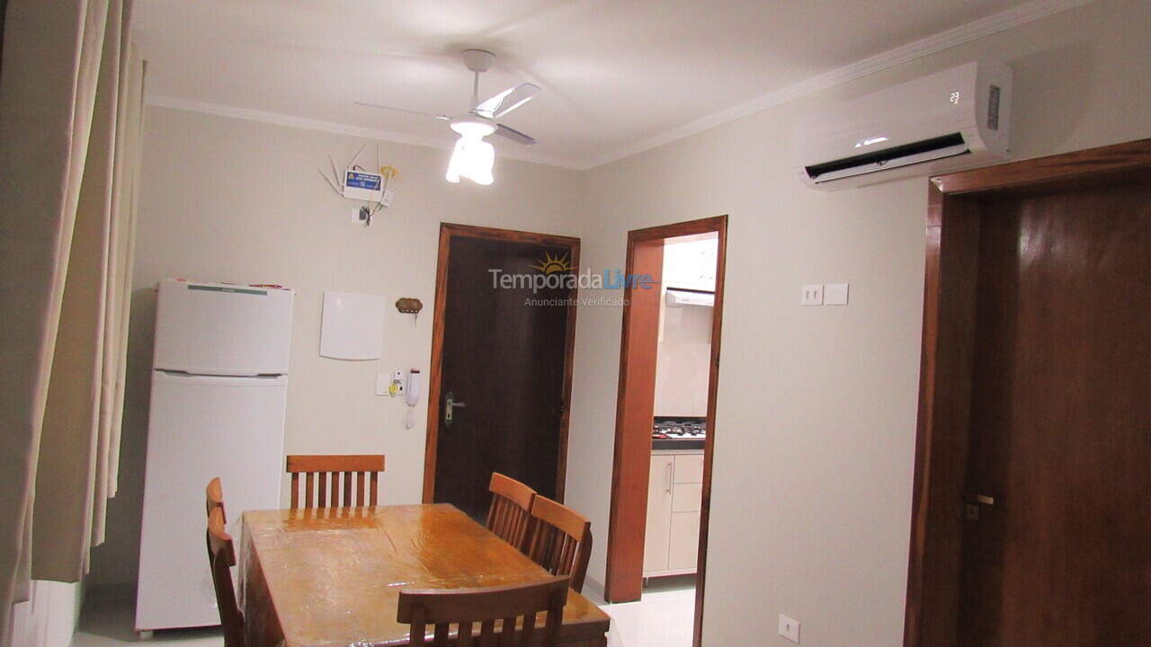 Apartamento para aluguel de temporada em Ubatuba (Praia Grande)