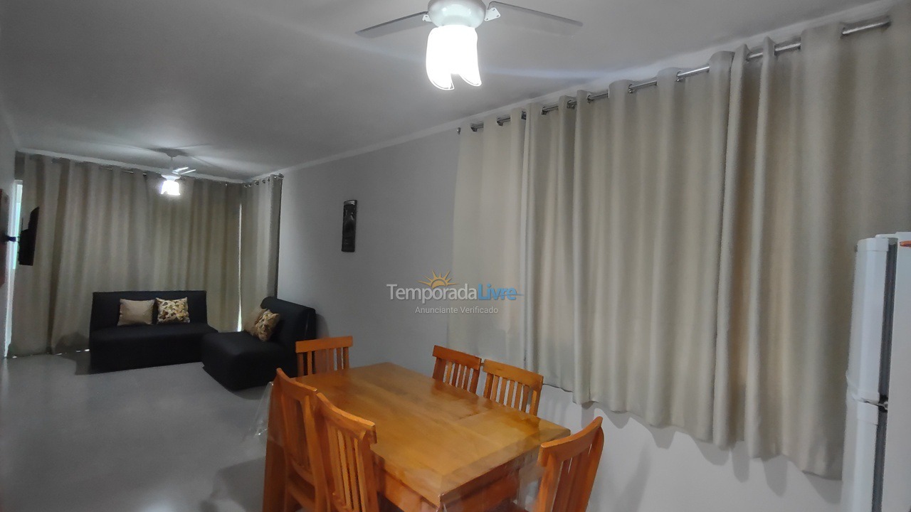 Apartamento para aluguel de temporada em Ubatuba (Praia Grande)