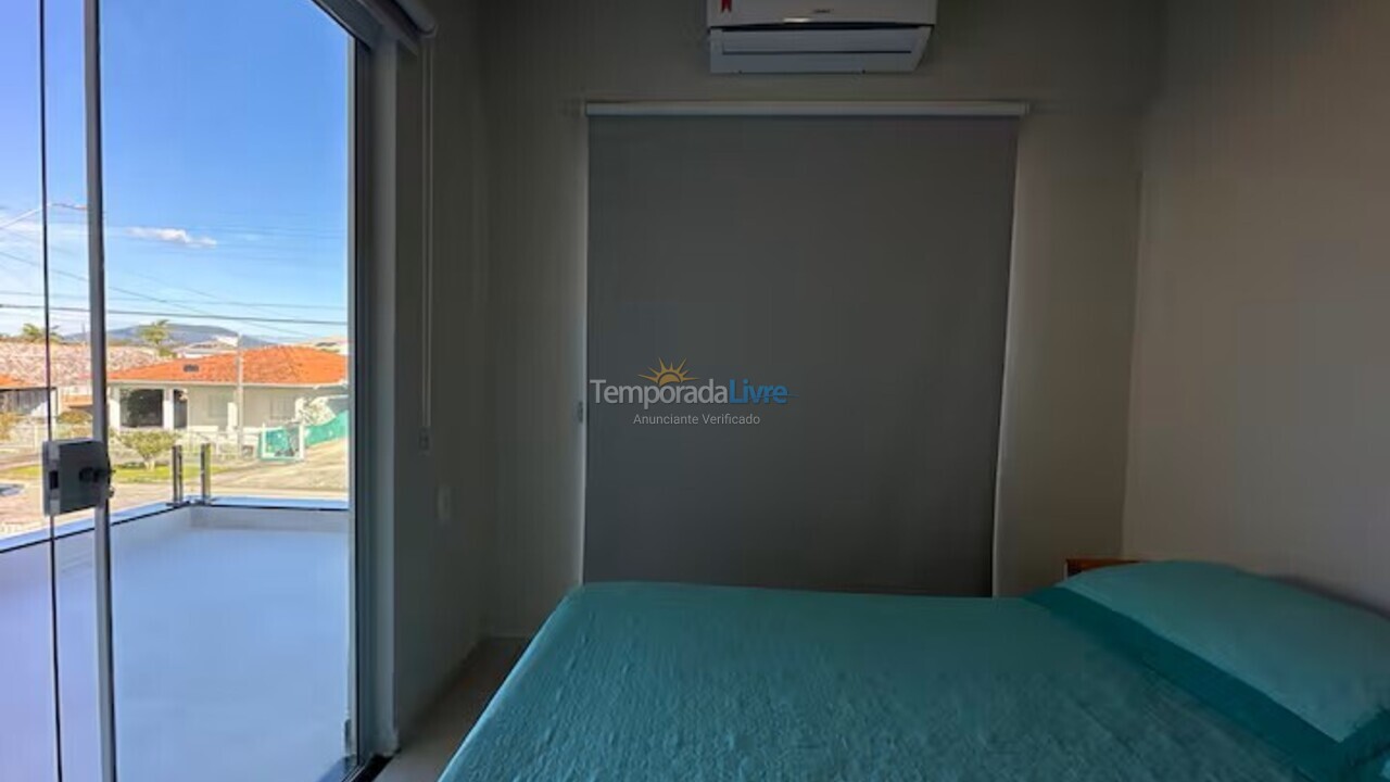 House for vacation rental in Florianópolis (Praia da Daniela)