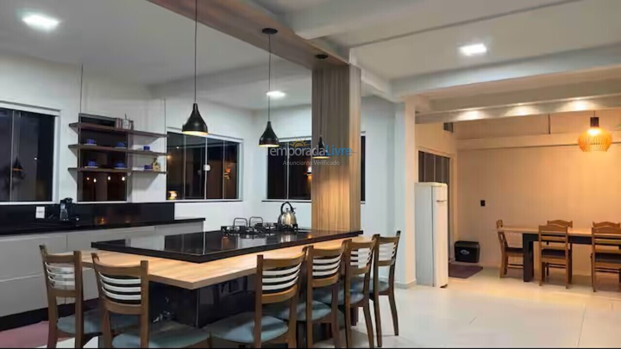 House for vacation rental in Florianópolis (Praia da Daniela)