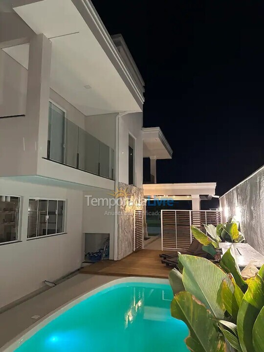 House for vacation rental in Florianópolis (Praia da Daniela)