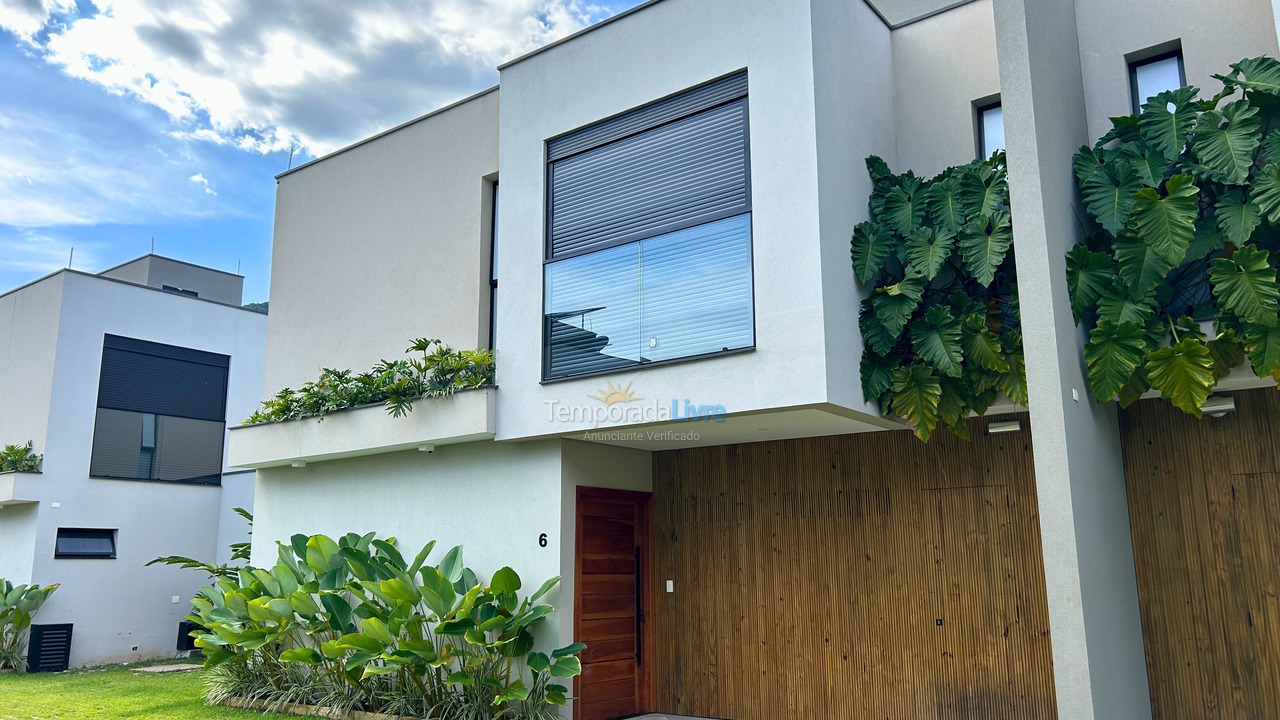 Casa para aluguel de temporada em São Sebastião (Juquehy)