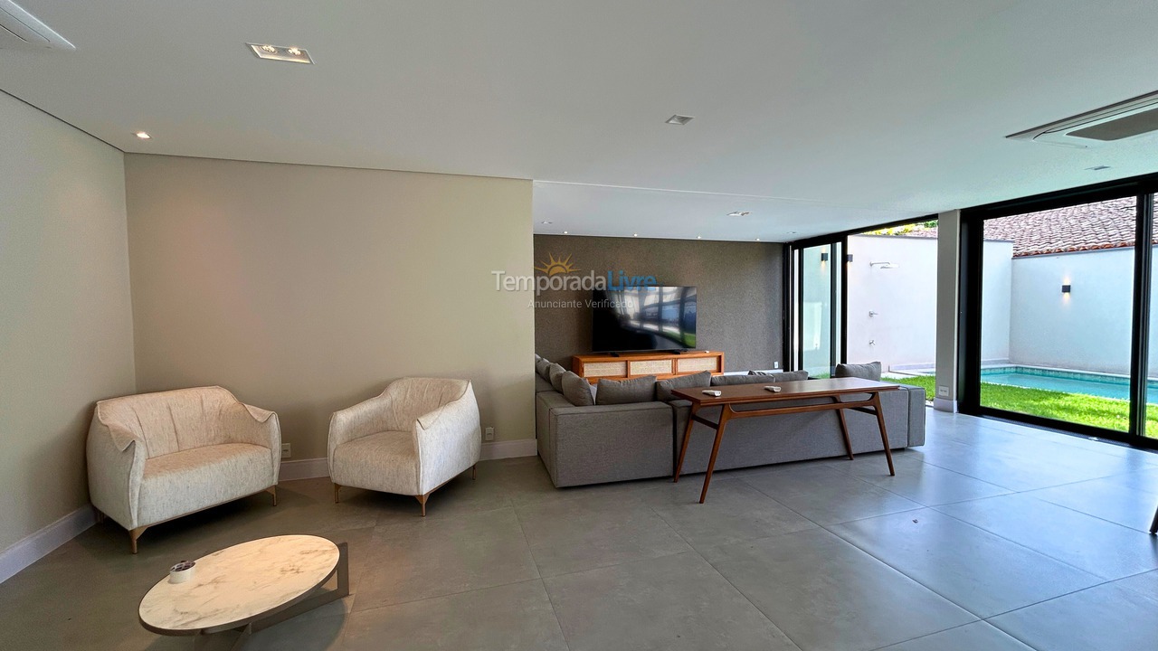 Casa para aluguel de temporada em São Sebastião (Juquehy)