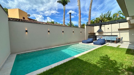 Praia Juquehy - Condomínio Fechado