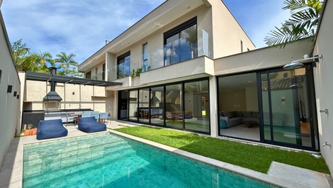 Casa para alugar em São Sebastião - Juquehy