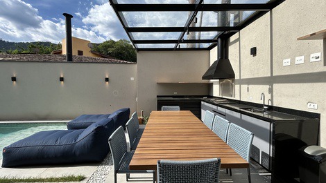 Praia Juquehy - Condomínio Fechado