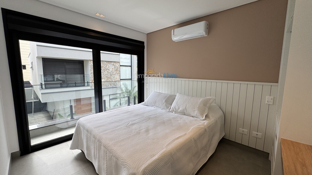 Casa para alquiler de vacaciones em São Sebastião (Juquehy)