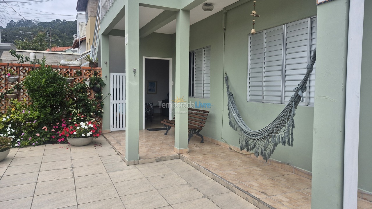 Casa para aluguel de temporada em Florianopolis (Canasvieiras)