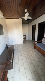 Apartment with 3 bedrooms, sleeps up to 7 people, in Cachoeira do Bom Jesus.