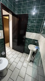 Apartment with 3 bedrooms, sleeps up to 7 people, in Cachoeira do Bom Jesus.