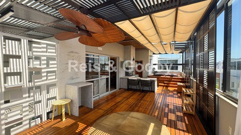 Hermoso ático privado con jacuzzi, 3 suites y piscina