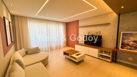 Hermoso ático privado con jacuzzi, 3 suites y piscina