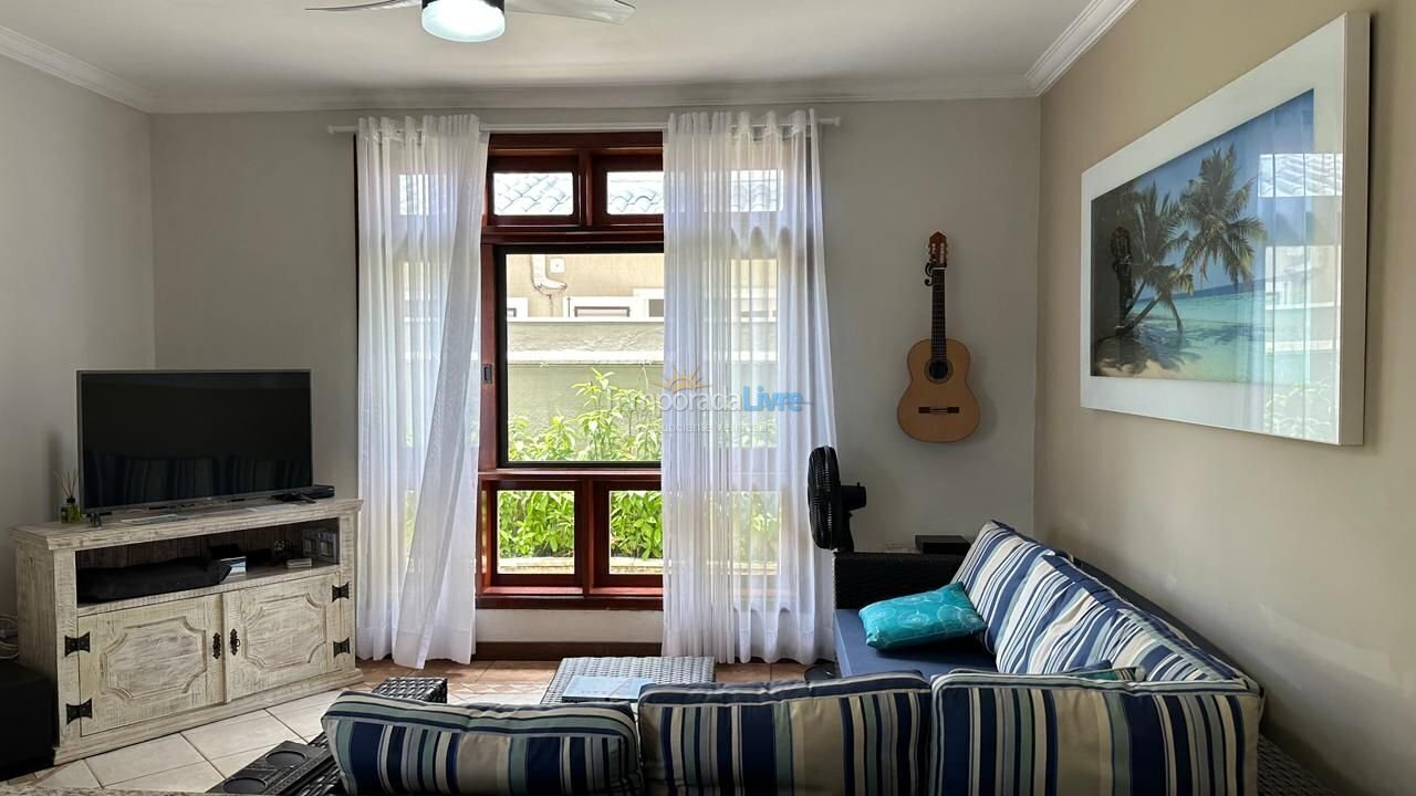 Chácara / sítio para aluguel de temporada em Bertioga (Riviera de São Lourenço)