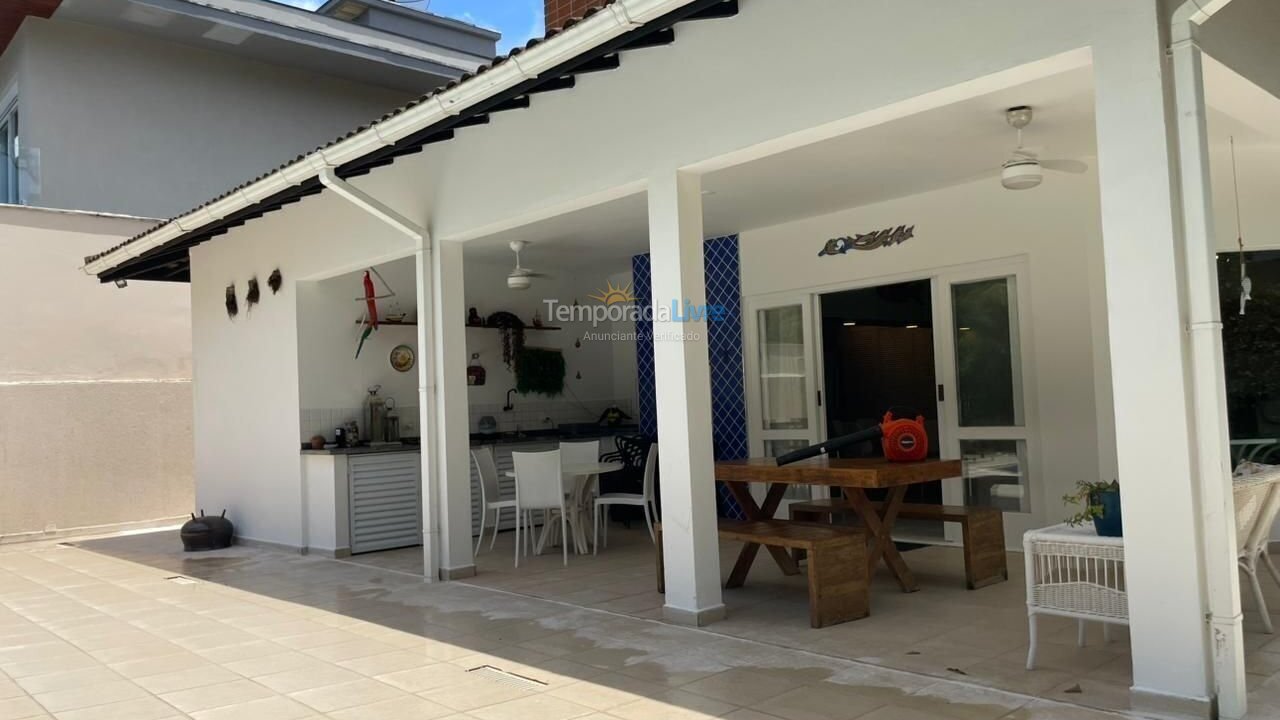 Ranch for vacation rental in Bertioga (Riviera de São Lourenço)