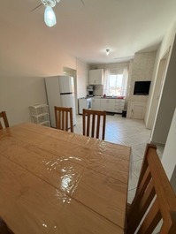 Central apartment with barbecue, elevator, Wi-Fi, and air conditioning in both bedrooms.