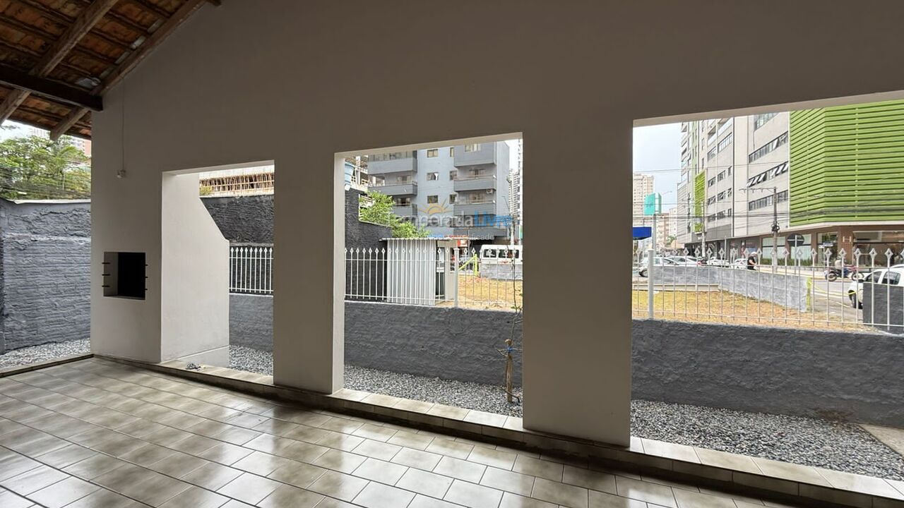 House for vacation rental in Itapema (Meia Praia)