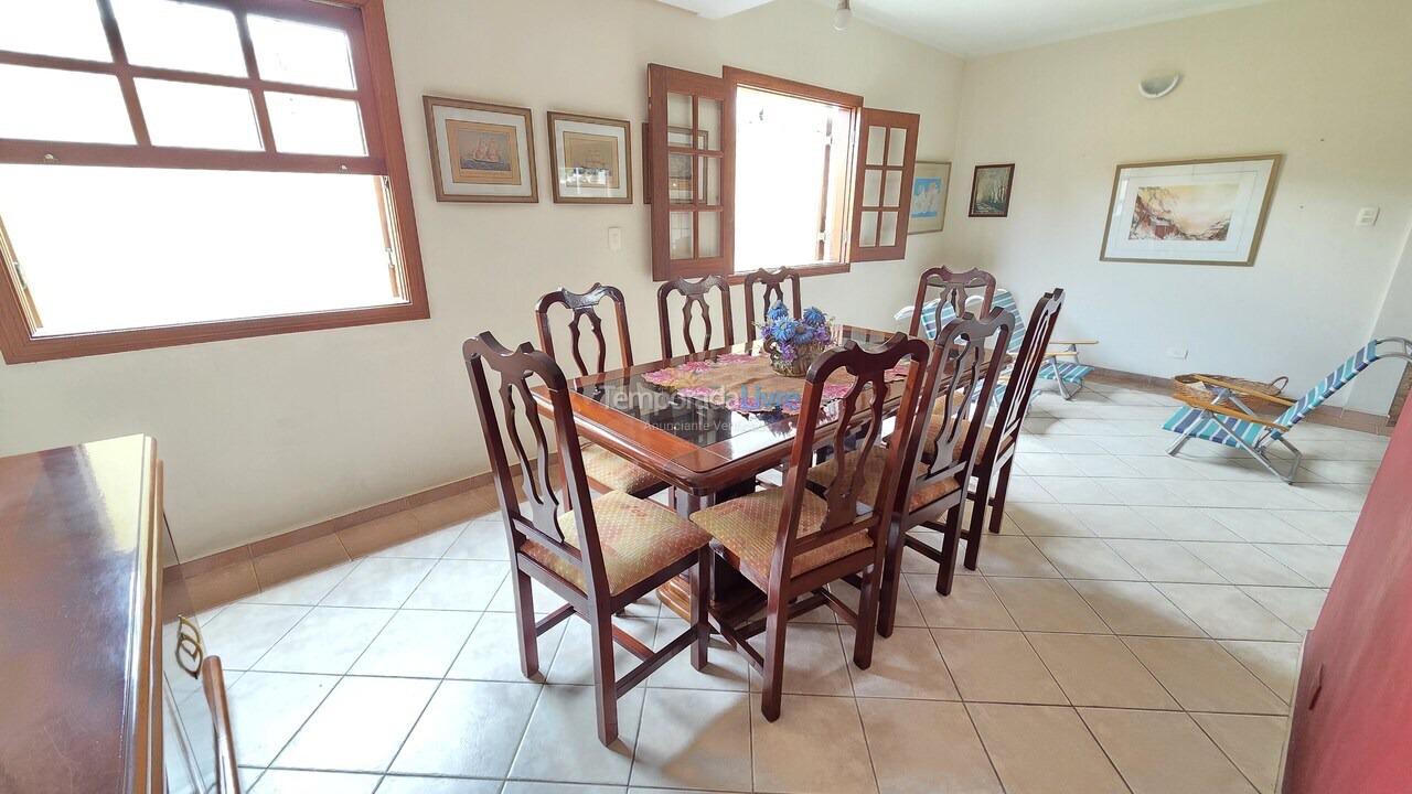 Casa para aluguel de temporada em Guarujá (Enseada)