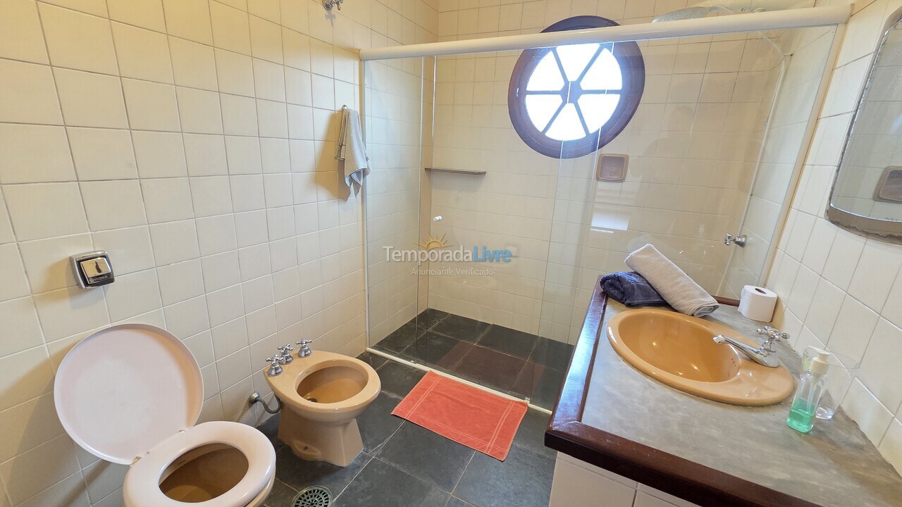 Casa para aluguel de temporada em Guarujá (Enseada)